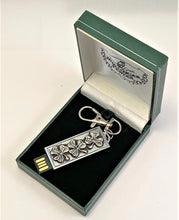 Load image into Gallery viewer, Mullingar Pewter USB Keyring