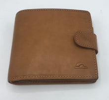 Load image into Gallery viewer, Mala Tony Perrotti Tab Wallet with Coin Pocket