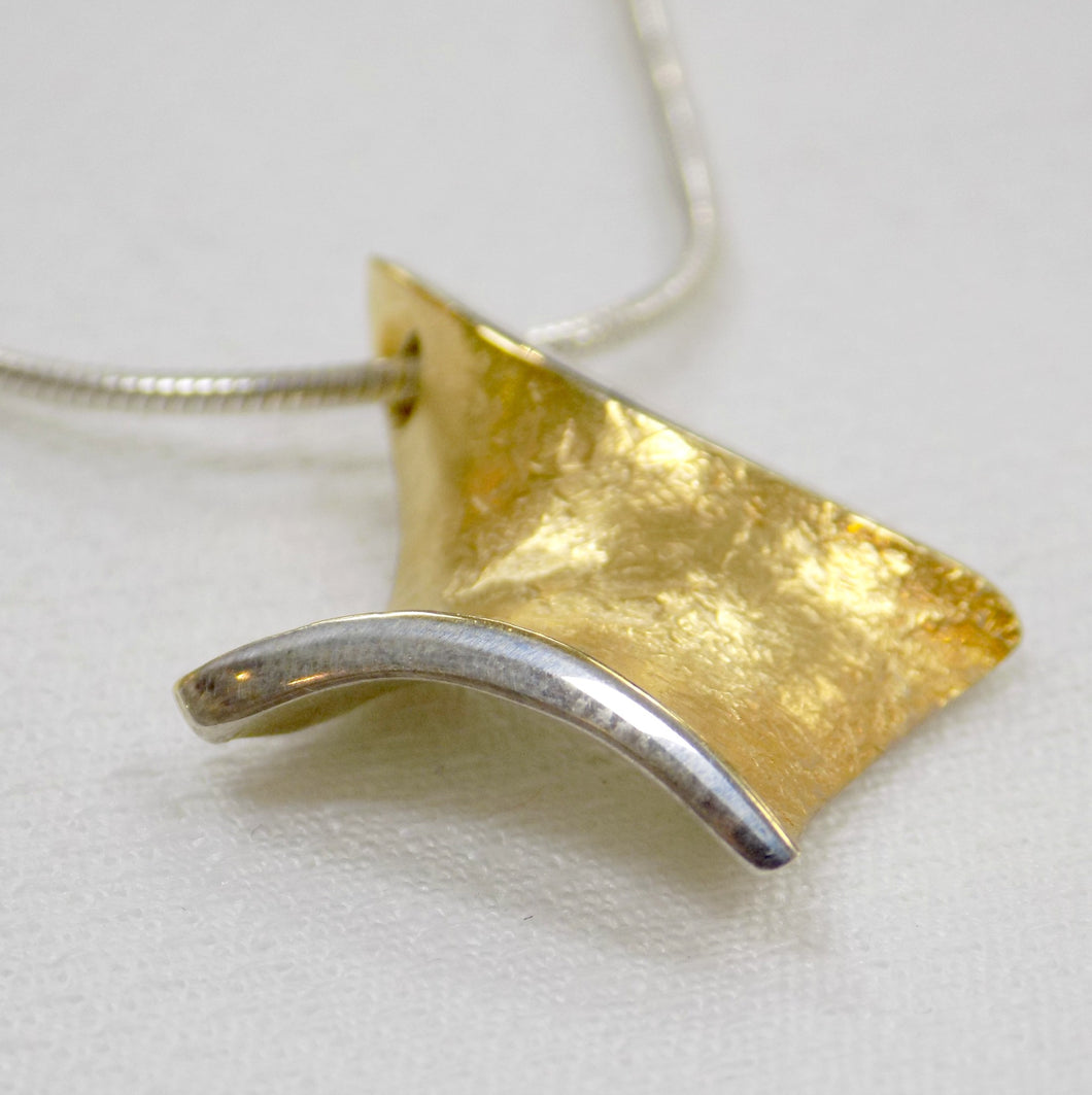 Seamus Gill Golden Twist Necklace - (Sm)