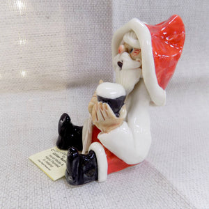 Handmade Santa Claus Figure with Pint