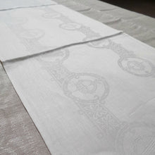 Load image into Gallery viewer, Damask Irish Linen Runner- Celtic- 12&quot;x54&quot;