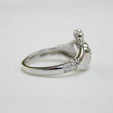 Load image into Gallery viewer, Sparkling Claddagh Ring