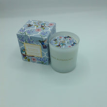 Load image into Gallery viewer, Irish Botanicals Scented Candle