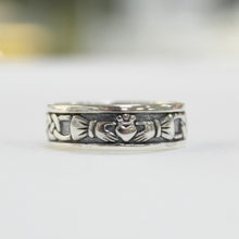 Load image into Gallery viewer, Large or mens size sterling silver claddagh band