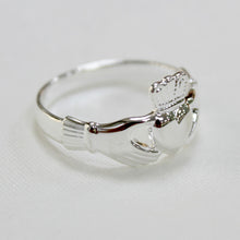 Load image into Gallery viewer, Irish sterling silver claddagh ring larger mens size