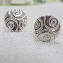 Load image into Gallery viewer, Celtic pattern pewter cufflinks