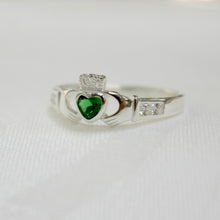 Load image into Gallery viewer, Sterling Silver Claddagh Ring with Green Heart.