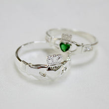 Load image into Gallery viewer, Classic Sterling Silver Claddagh Ring