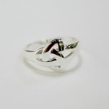 Load image into Gallery viewer, Sterling Silver Trinity Knot Ring