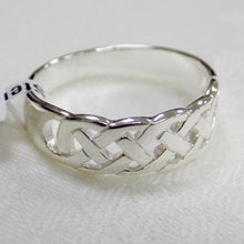 Load image into Gallery viewer, Ladies Celtic sterling silver ring